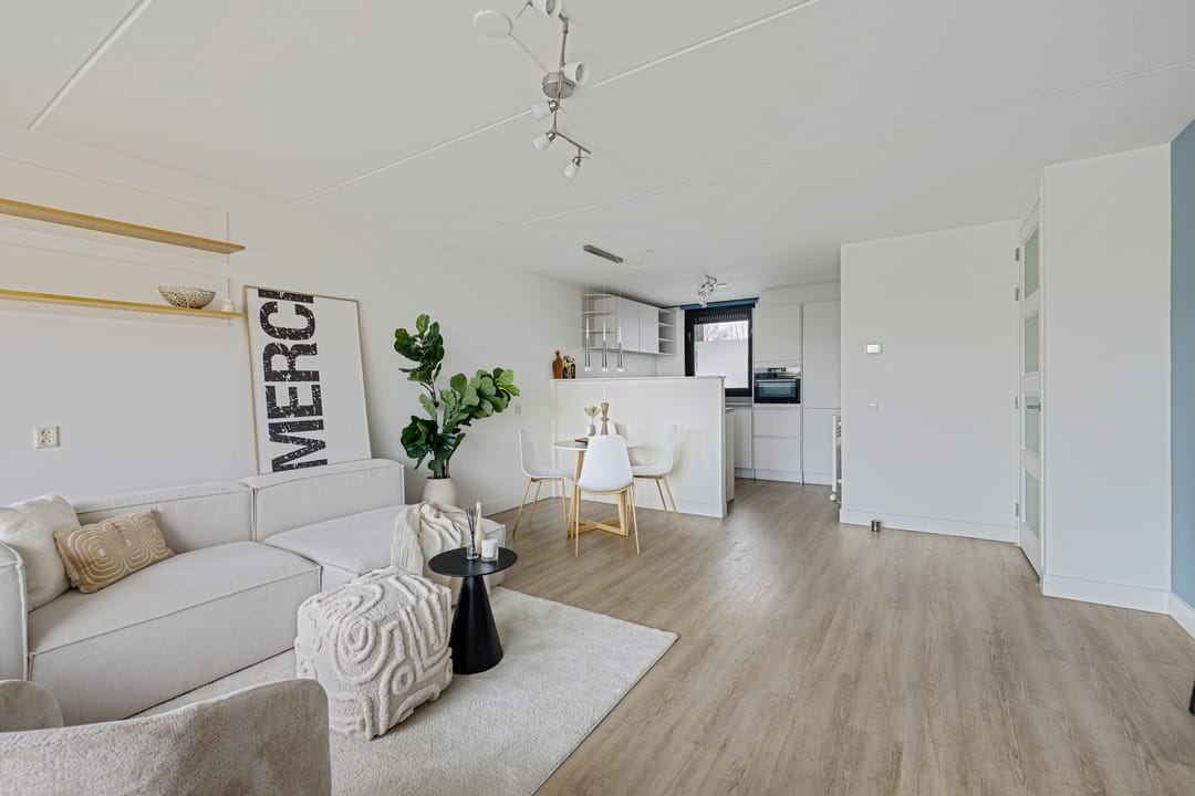 Foto 7 van Linschotensingel 1-BG