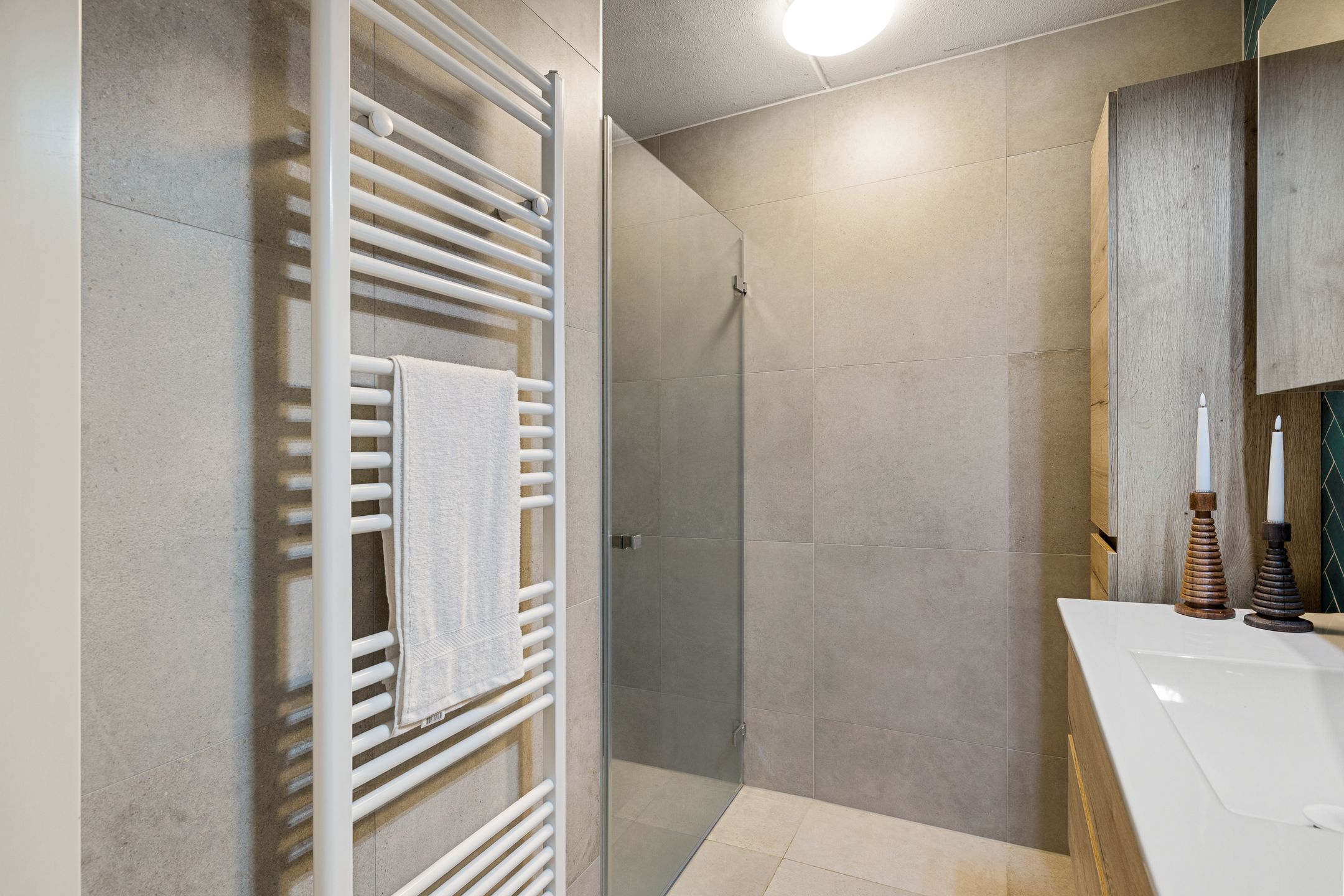 Foto 18 van Linschotensingel 1-BG