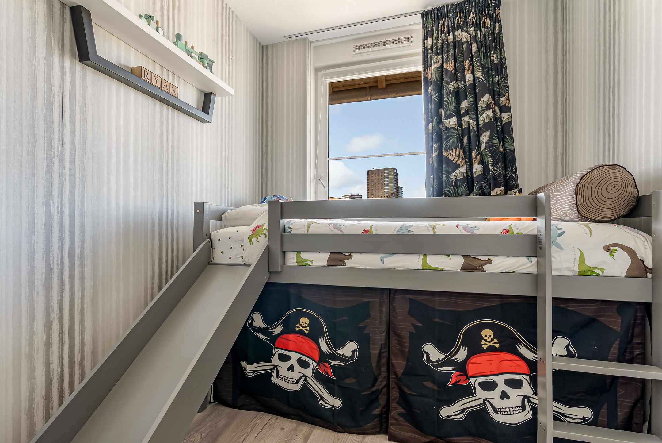 Photo 27 of Duinbeekstraat 30