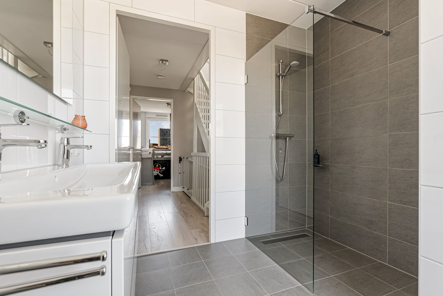 Photo 25 of Duinbeekstraat 30