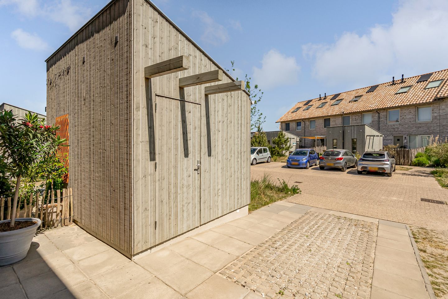 Photo 34 of Duinbeekstraat 30