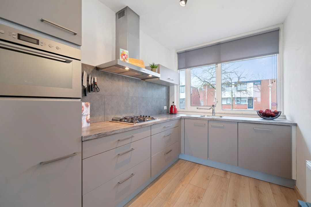 Photo 11 of Doorzwin 2828