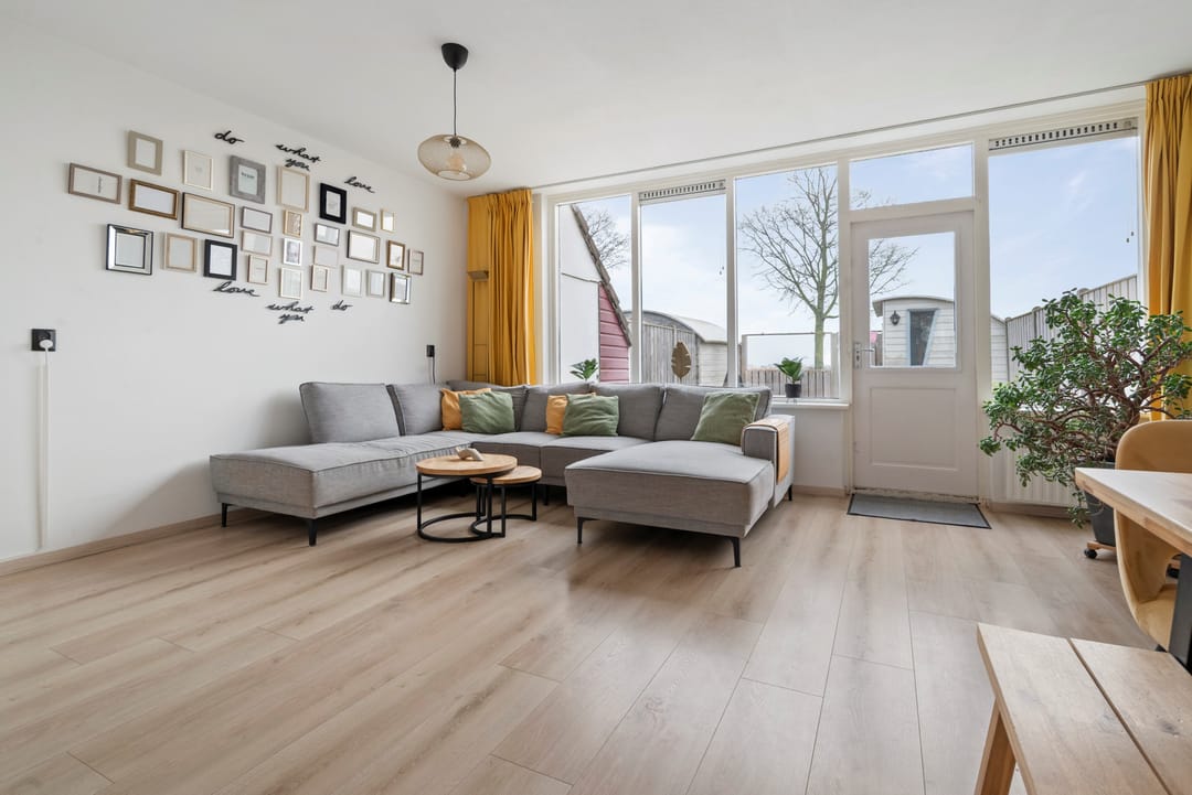 Photo 8 of Doorzwin 2828