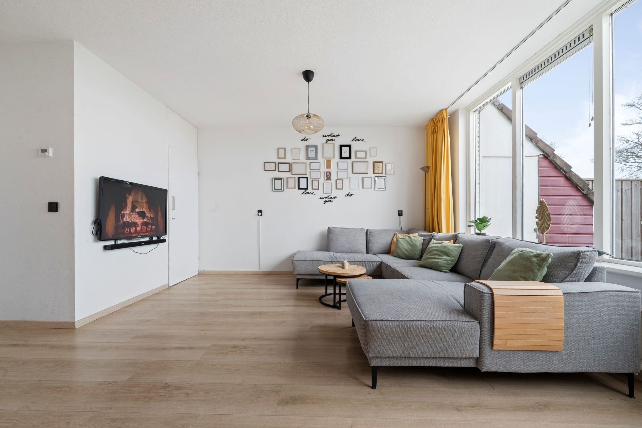 Photo 9 of Doorzwin 2828