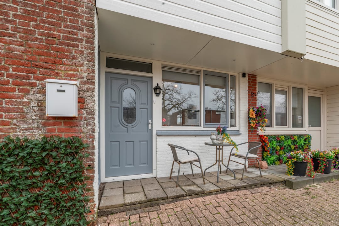 Photo 2 of Doorzwin 2828