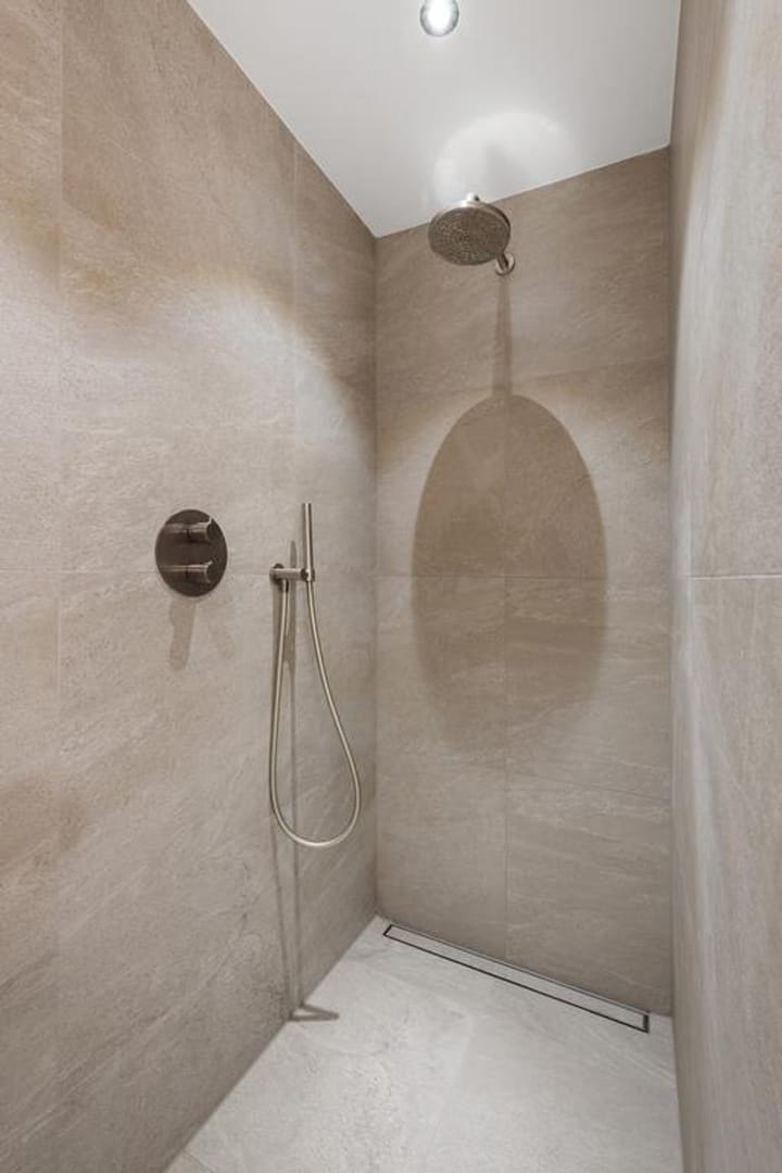 Photo 10 of Eendrachtsweg 46-A