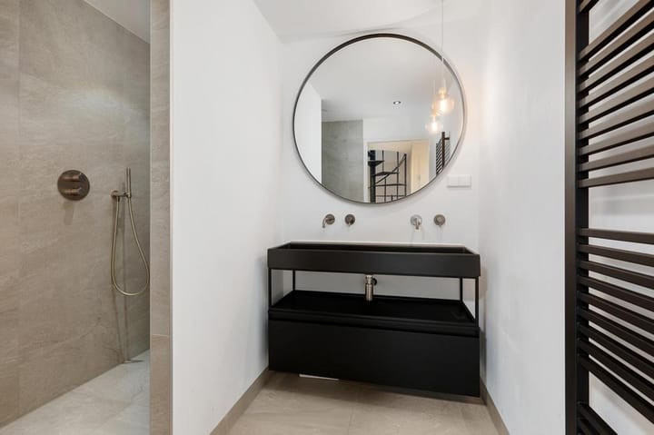 Photo 11 of Eendrachtsweg 46-A