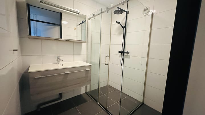 Photo 11 of Oostblok 213