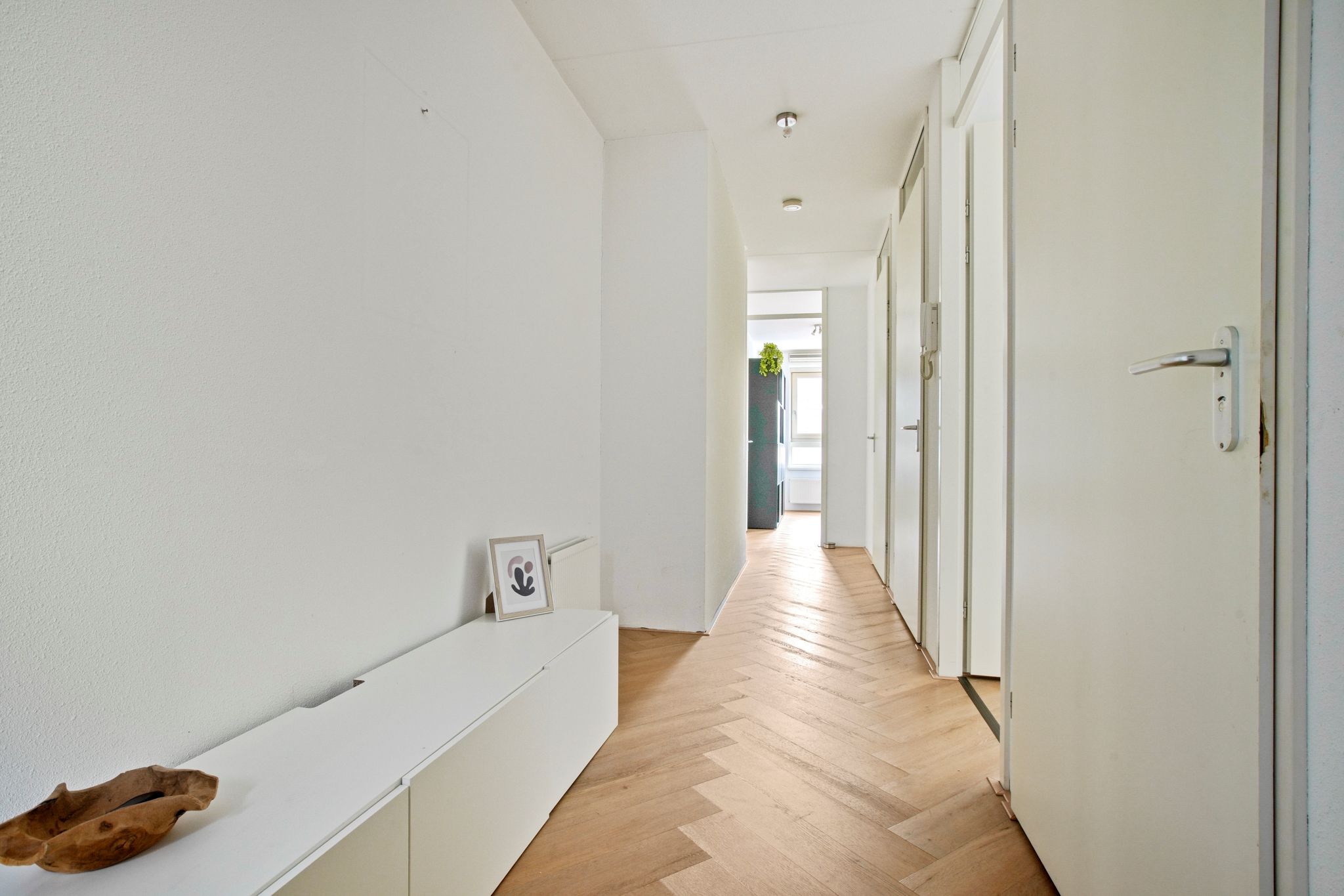 Photo 9 of Witte de Withstraat 3-A