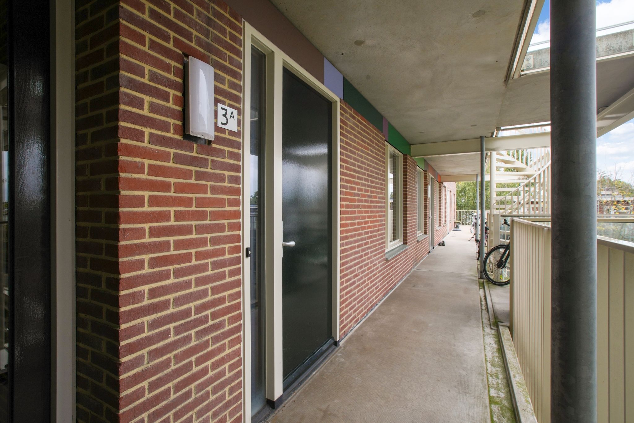 Photo 21 of Witte de Withstraat 3-A