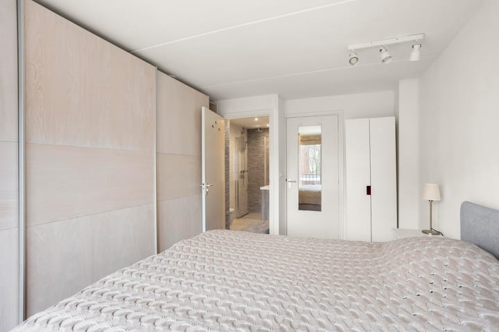 Foto 20 van Eerste Anjeliersdwarsstraat 16-C