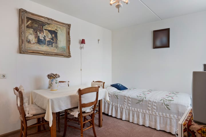 Photo 20 of Forum 44