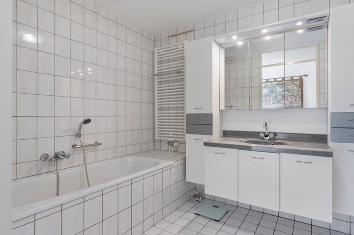 Photo 24 of Forum 44