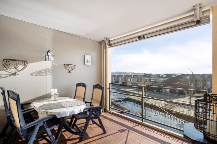 Photo 28 of Forum 44