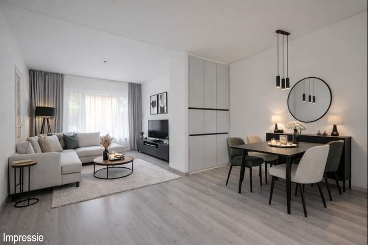 Photo 9 of Johannes Vermeerstraat 11