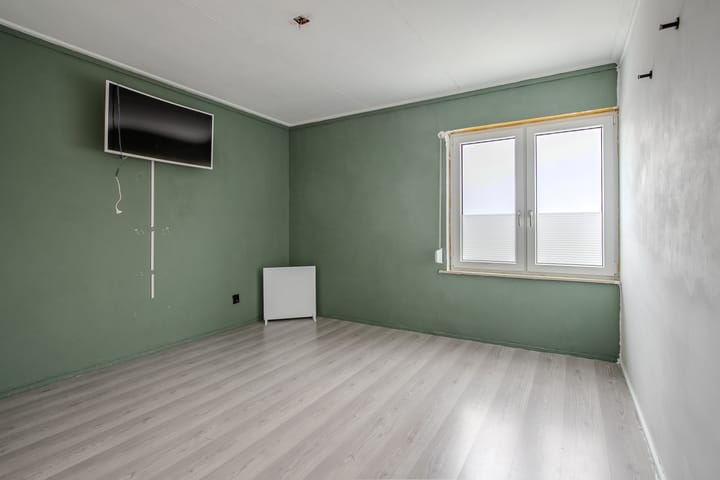 Photo 16 of Johannes Vermeerstraat 11