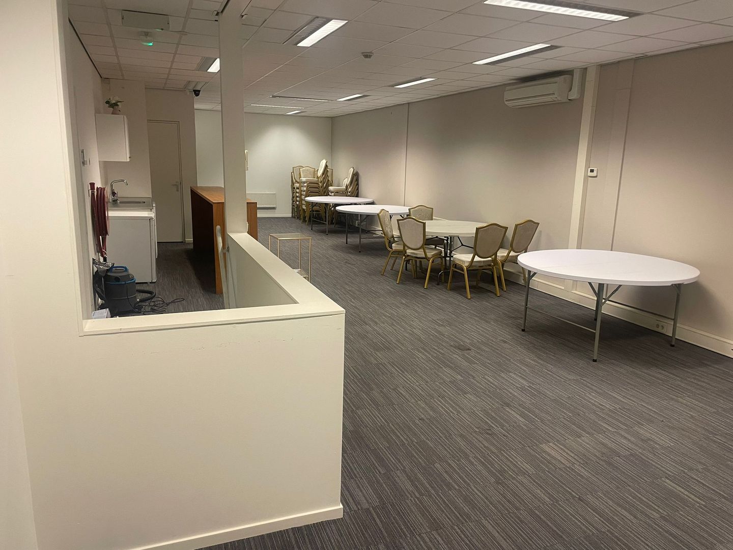 Bekijk foto 2 van Atoomweg 282