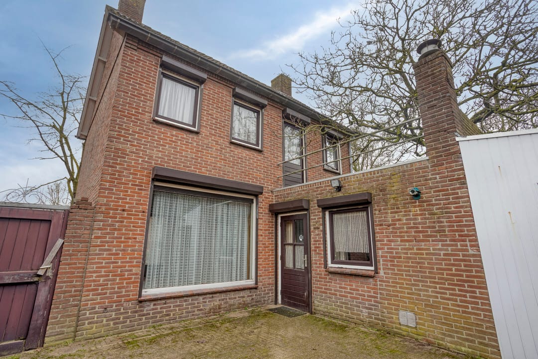 Photo 23 of Graaf Wernerstraat 10