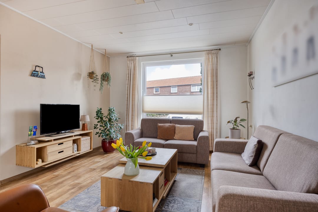 Foto 13 van Deken Thielenstraat 3