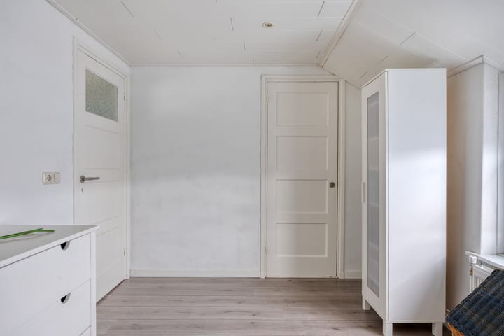 Foto 43 van Deken Thielenstraat 3