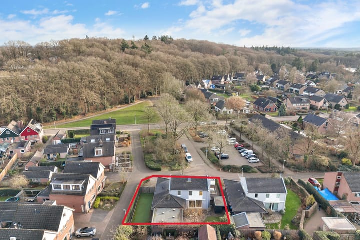 Photo 4 of Tusseler 48-A