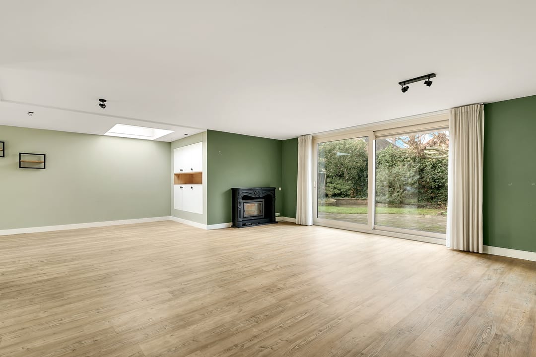 Foto 13 van Tusseler 48-A