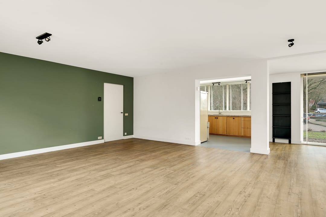 Foto 16 van Tusseler 48-A