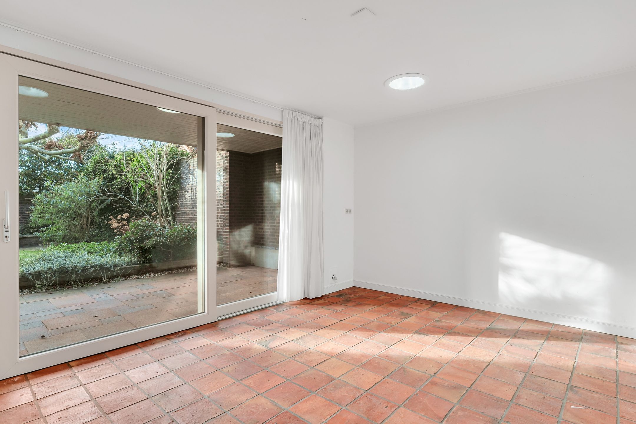 Foto 27 van Tusseler 48-A