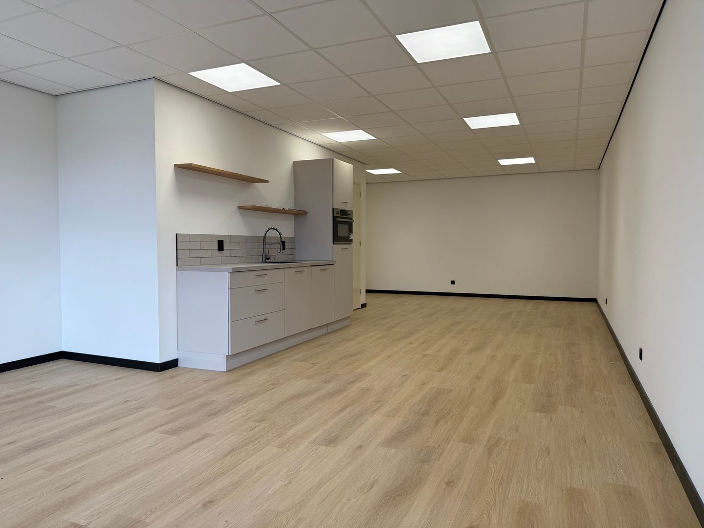 Bekijk foto 5 van Reedijk 8-F31