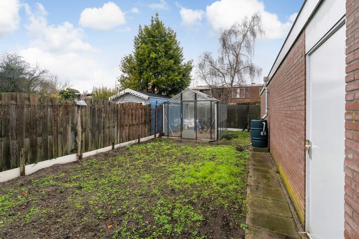 Photo 4 of Pioenstraat 26