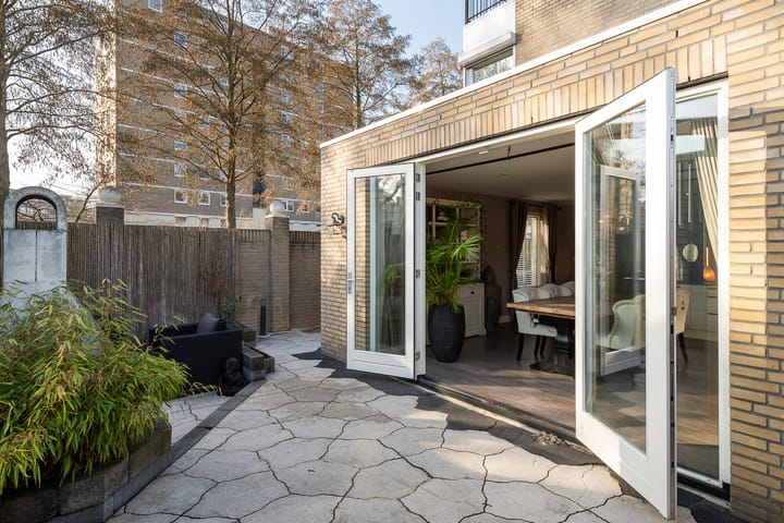 Photo 19 of Van Leeuwenhoekstraat 98