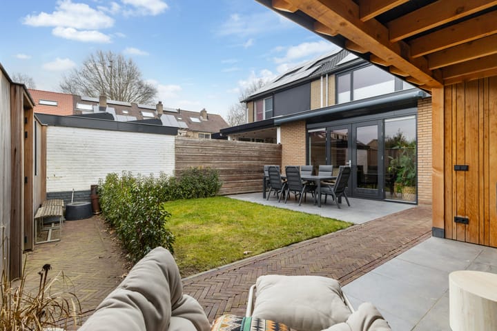 Foto 45 van Vliegersvelderlaan 20