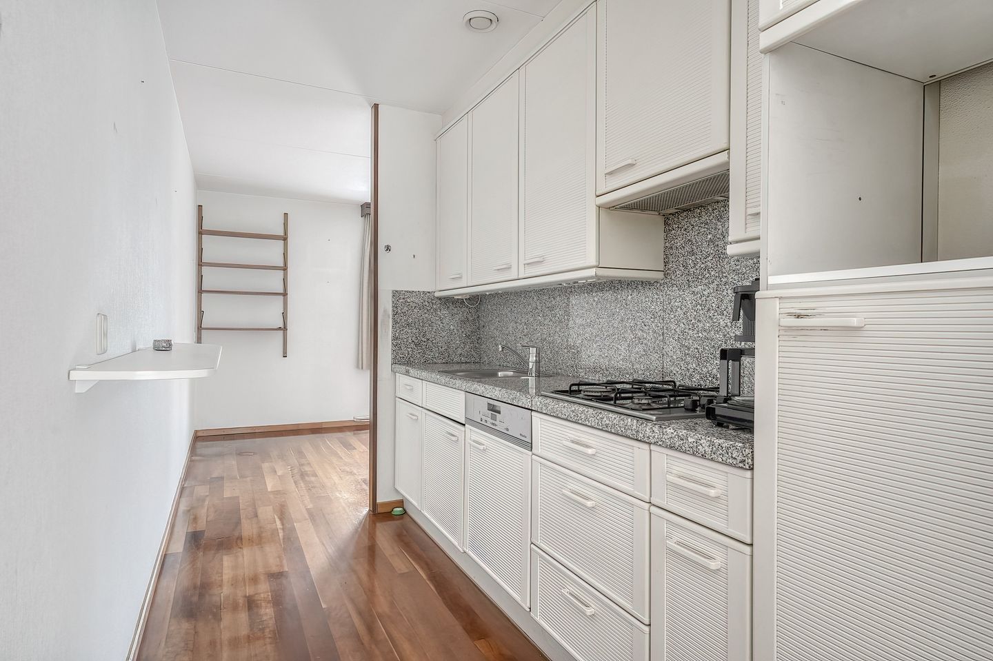 Foto 4 van Zeester 94