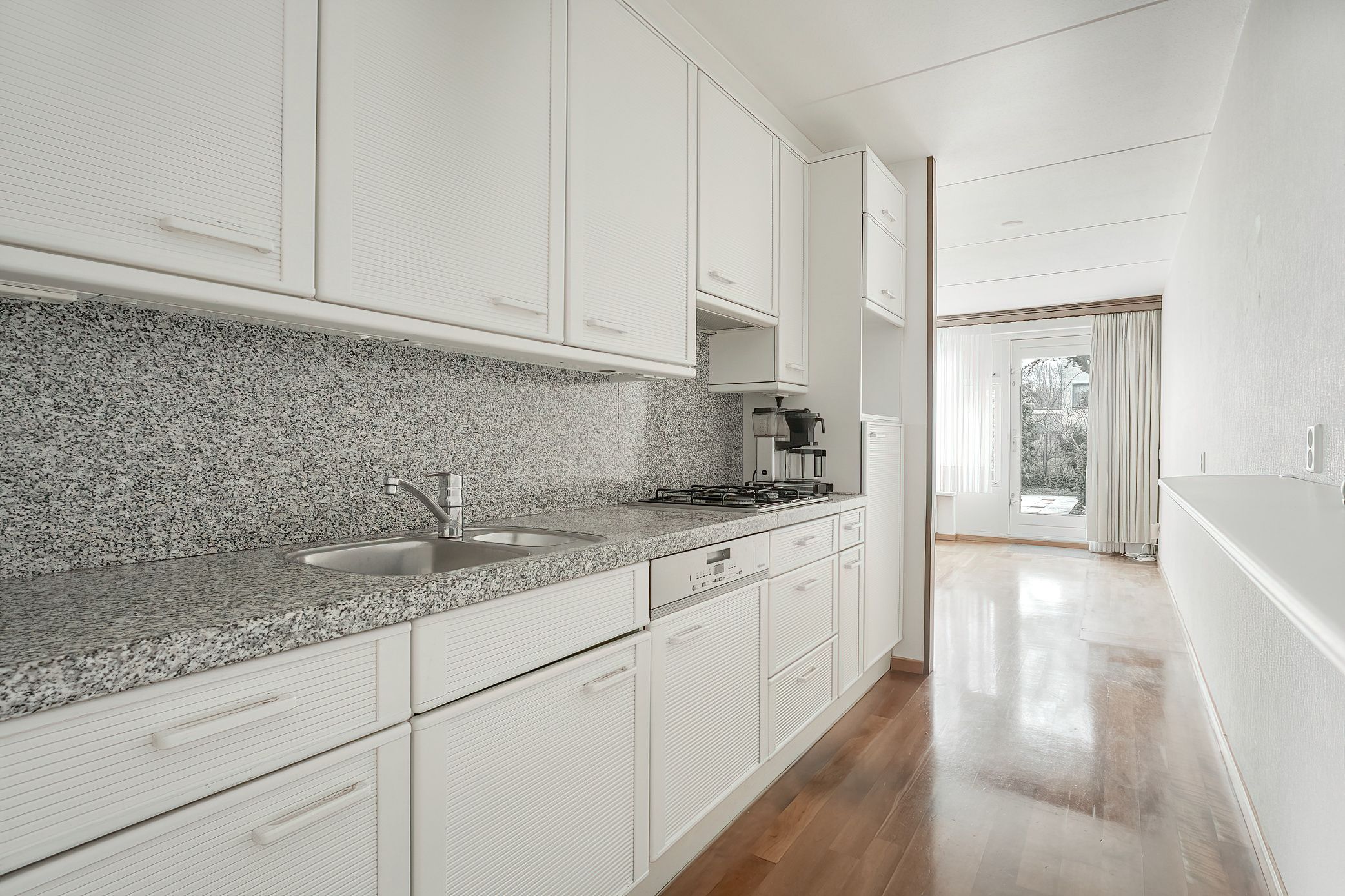 Foto 15 van Zeester 94