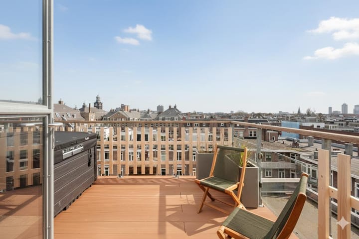 Photo 19 of Johannes Vermeerstraat 81-4