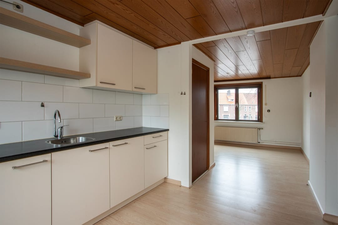 Photo 11 of Melis Stokestraat 52