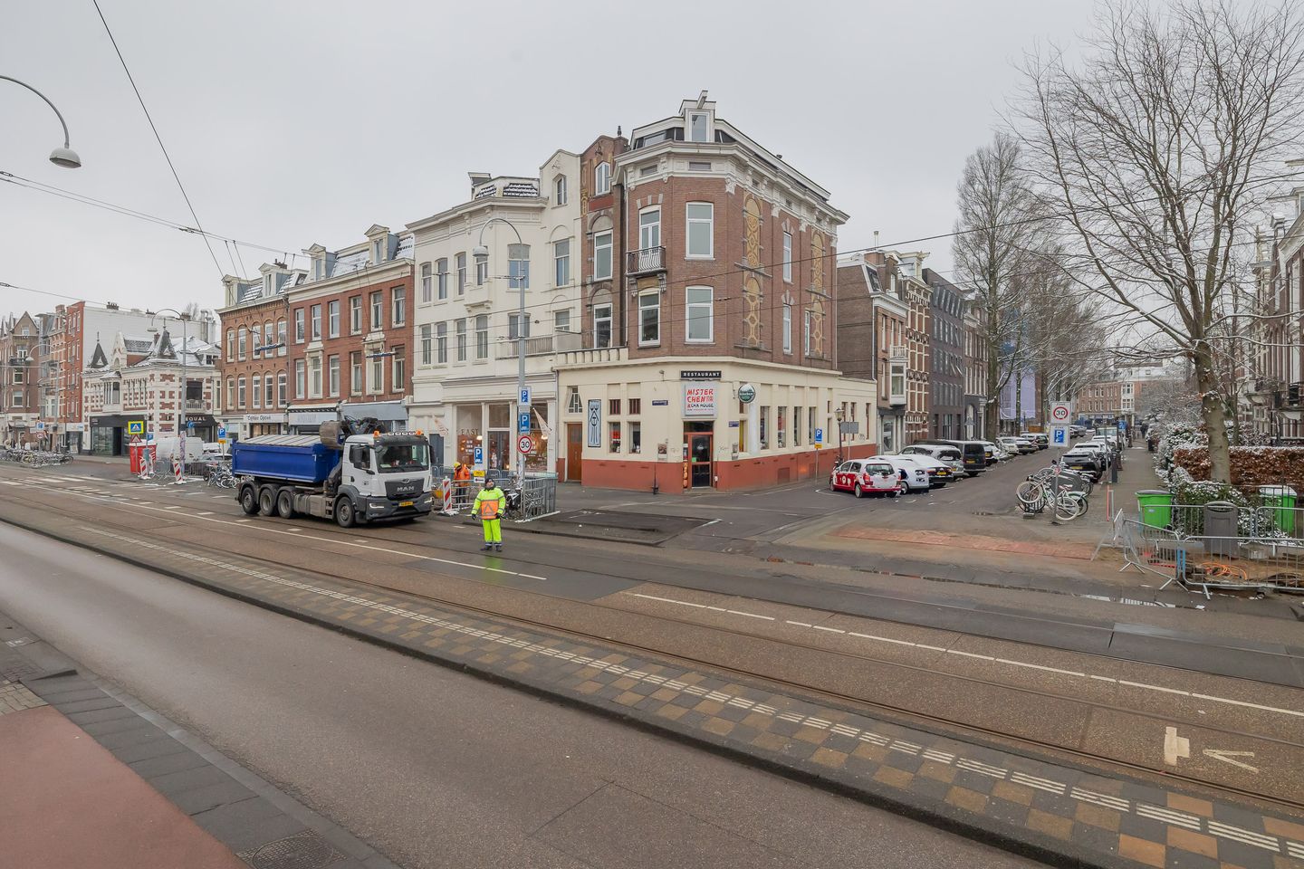 Bekijk foto 1 van Linnaeusstraat 18-H