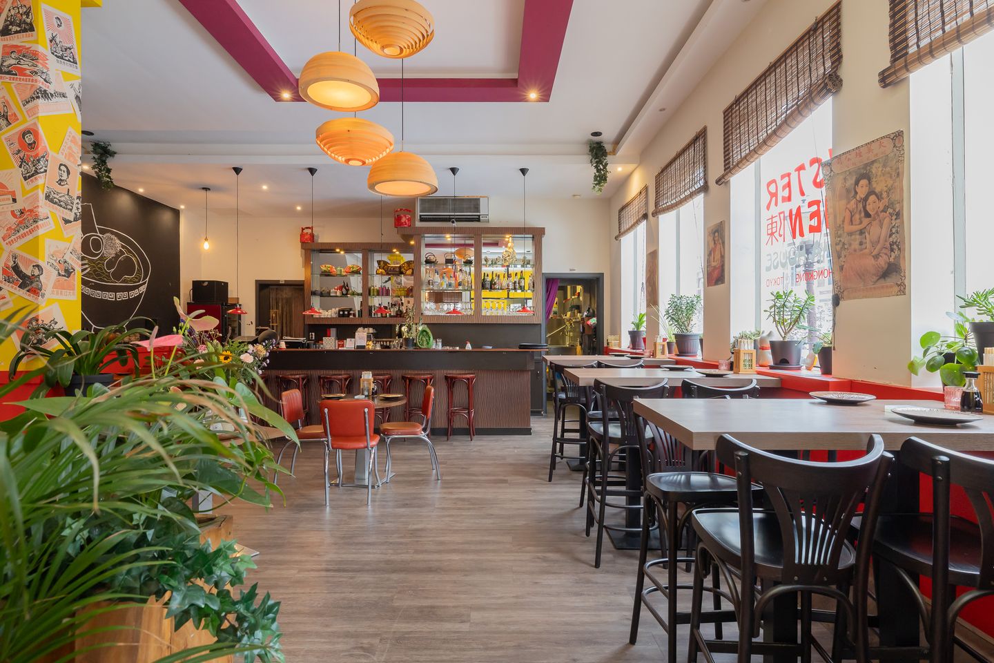 Bekijk foto 4 van Linnaeusstraat 18-H