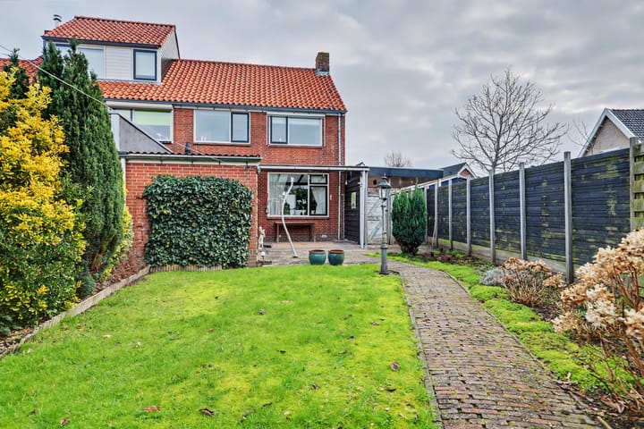 Photo 3 of Dorpsstraat 1