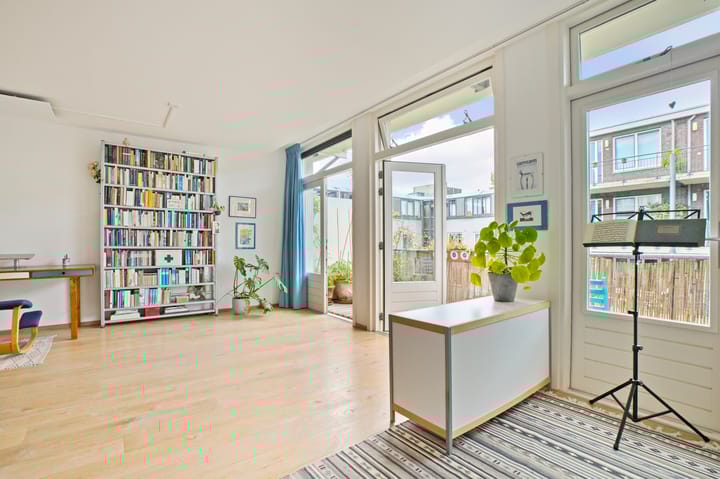 Photo 5 of Semarangstraat 34-D