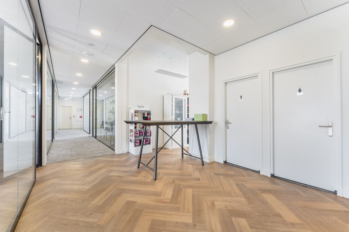 Bekijk foto 3 van Zeestraat 100