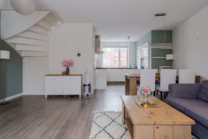 Foto 11 van Witte Ring 44