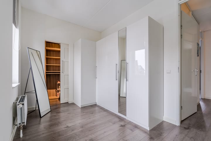 Foto 27 van Witte Ring 44