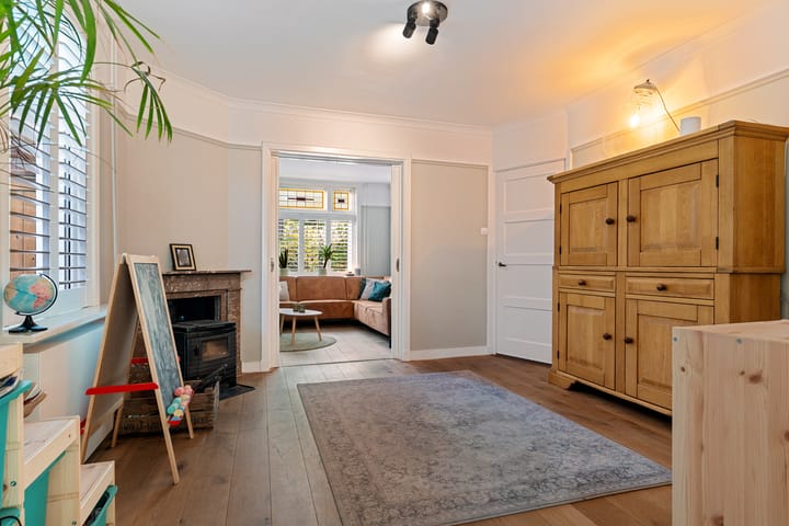 Photo 2 of Lossersestraat 94