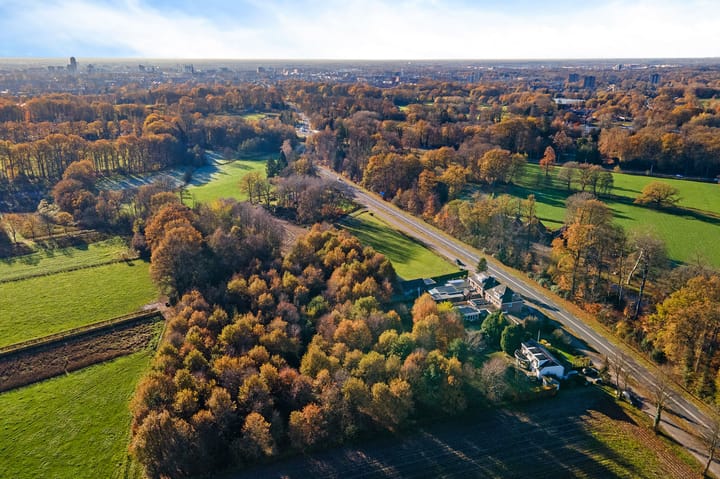 Photo 4 of Lossersestraat 94