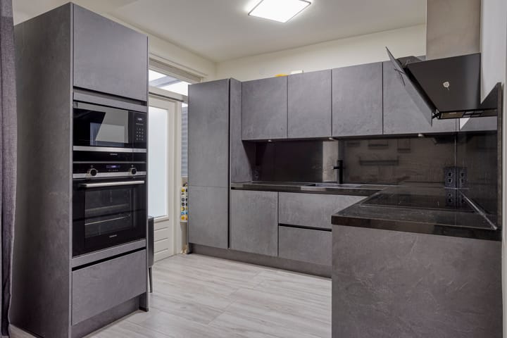 Photo 3 of Mahlerstraat 81