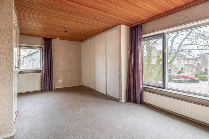 Photo 26 of Voirt 34