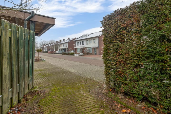 Photo 38 of Voirt 34