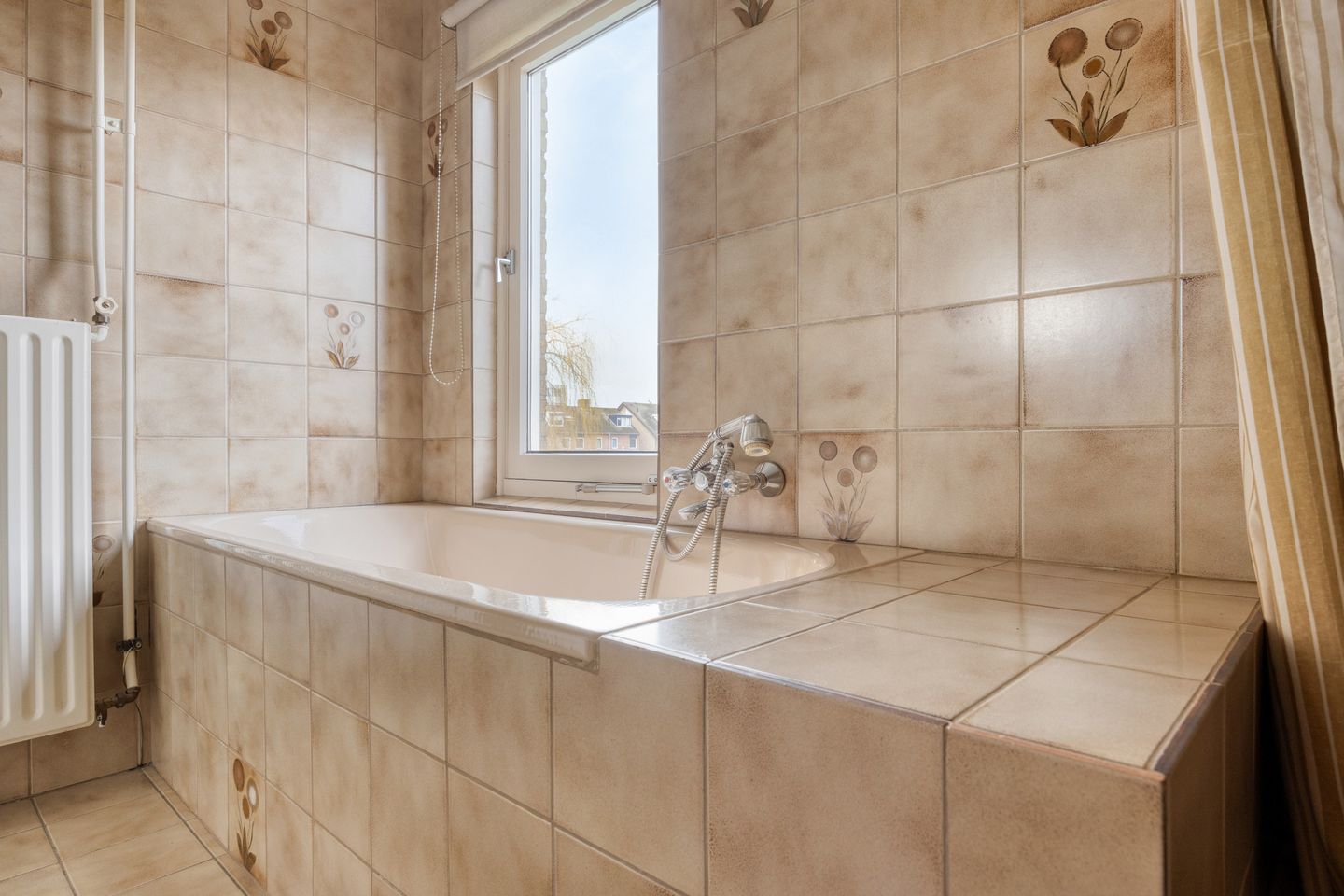 Foto 29 van Beeklaan 97