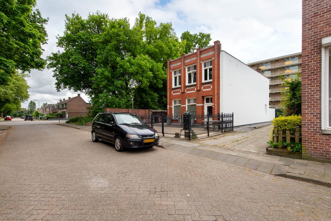 Foto 28 van Voorstraat 160